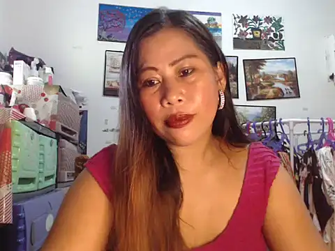Snapshot of filipina_beauty chatting on October 2025 01:28:02 AM filipina beauty online show from October 2025 01:28:02 AM