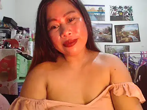 Snapshot of filipina_beauty chatting on December 2025 06:14:02 PM filipina beauty online show from December 2025 06:14:02 PM