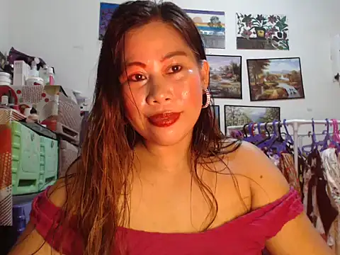 Snapshot of filipina_beauty chatting on October 2025 12:17:01 PM filipina beauty online show from October 2025 12:17:01 PM