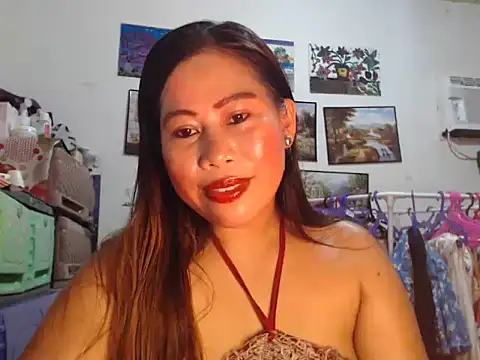 Snapshot of filipina_beauty chatting on October 2025 11:33:01 PM filipina beauty online show from October 2025 11:33:01 PM