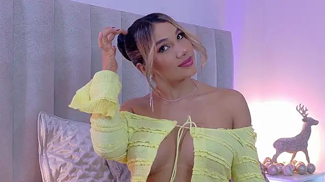 NicoleArmani online show from December 2025 07:58:01 PM