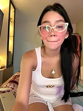 Min junn online show from September 2025 01:56:02 AM