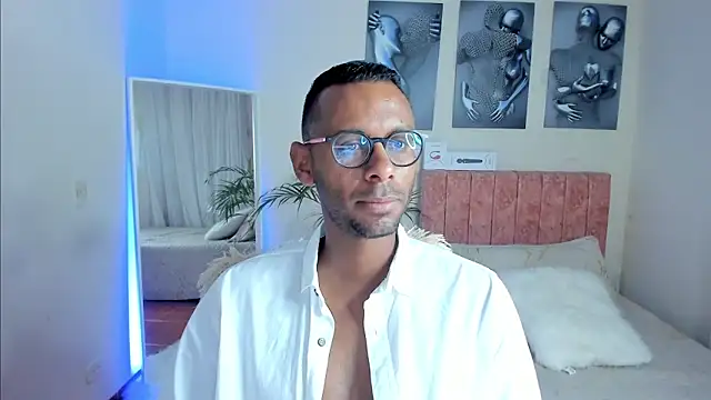 KingEdward  online show from October 2025 10:17:02 AM