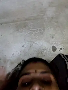 Snapshot of Love_bhabi chatting on September 2025 02:06:02 PM Love bhabi online show from September 2025 02:06:02 PM