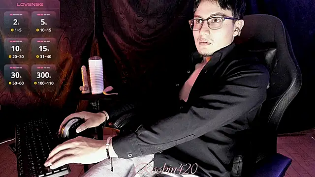 Snapshot of Roobin420 chatting on July 2026 09:15:01 PM Roobin420 online show from July 2026 09:15:01 PM