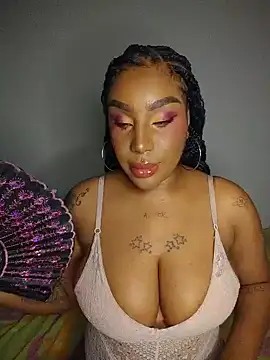 Queen Amara online show from July 2026 04:06:01 AM