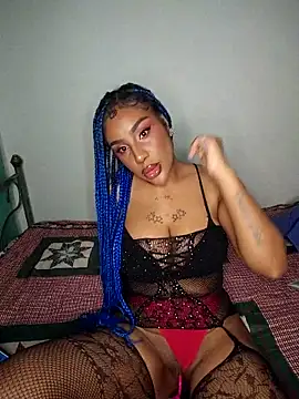 Queen Amara online show from April 2026 04:03:01 AM