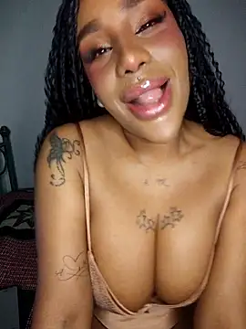 Queen Amara online show from April 2026 04:14:01 AM