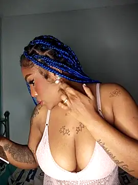 Queen Amara online show from March 2026 03:54:01 AM