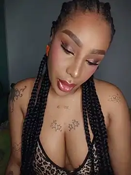 Queen Amara online show from June 2026 04:02:02 AM