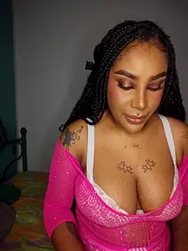Queen Amara online show from May 2026 03:58:02 AM