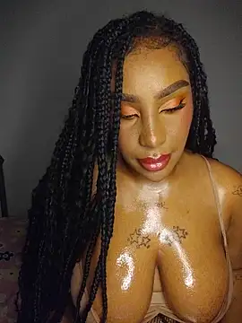 Queen Amara online show from May 2026 04:10:01 AM