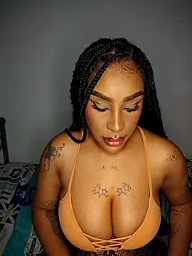 Queen Amara online show from May 2026 03:44:01 AM