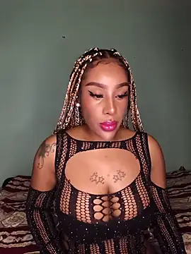 Queen Amara online show from September 2025 03:02:02 AM