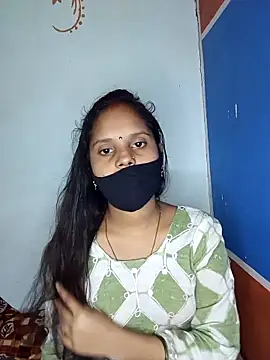 Komal-Rajput online show from November 2025 01:16:02 PM