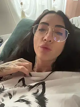 nikkaanderic online show from January 2026 11:14:02 AM