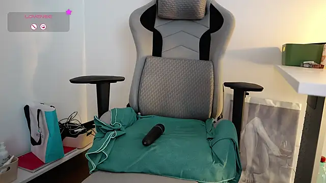 GingerAleMILF online show from September 2025 07:55:02 AM