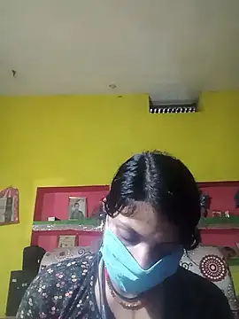 Snapshot of Rani_or_Raja chatting on October 2025 05:12:01 PM Rani or Raja online show from October 2025 05:12:01 PM