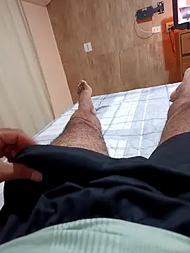 Snapshot of Gallo001 chatting on February 2026 04:23:01 AM Gallo001 online show from February 2026 04:23:01 AM