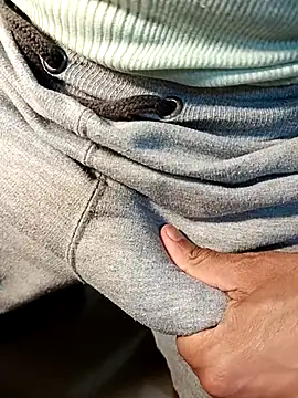 Snapshot of Gallo001 chatting on November 2025 03:07:01 AM Gallo001 online show from November 2025 03:07:01 AM