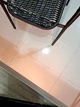 Snapshot of Gallo001 chatting on January 2026 03:21:01 AM Gallo001 online show from January 2026 03:21:01 AM