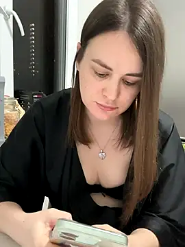 Risky-Flower online show from November 2025 06:44:02 PM