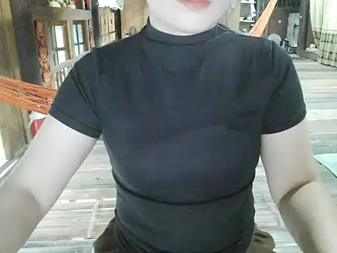 SuhyoCii online show from February 2026 10:01:01 AM