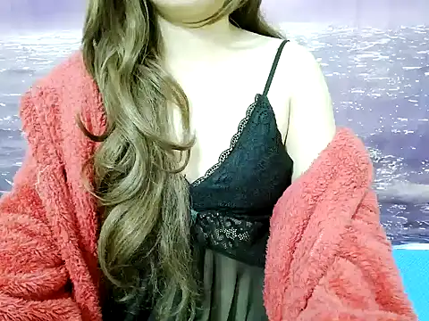 SuhyoCii online show from November 2025 08:37:01 AM