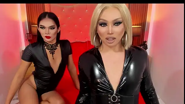 Snapshot of gordeushotcummer chatting on October 2025 09:43:01 AM gordeushotcummer online show from October 2025 09:43:01 AM