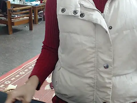 Ami 8x online show from November 2025 02:18:02 PM