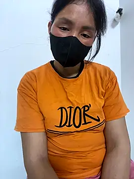 Snapshot of -Lynh-xinh chatting on September 2025 08:54:02 AM -Lynh-xinh online show from September 2025 08:54:02 AM