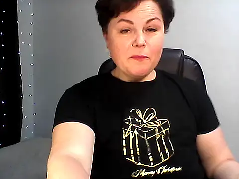 EllaLove2277 online show from January 2026 06:33:01 PM