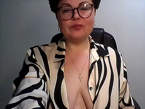 EllaLove2277 online show from February 2026 06:35:01 AM