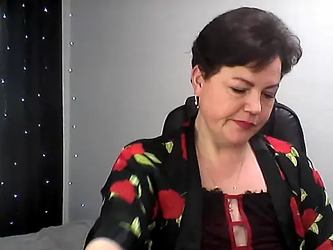 EllaLove2277 online show from December 2025 06:09:02 PM