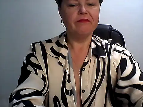 EllaLove2277 online show from October 2025 05:10:02 AM