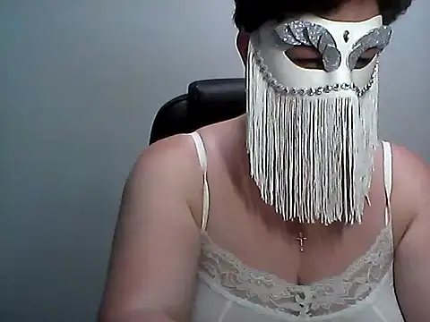 EllaLove2277 online show from June 2026 11:37:01 AM