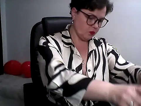 EllaLove2277 online show from February 2026 05:04:01 PM