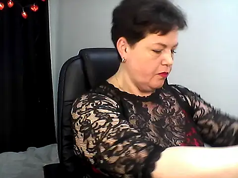 EllaLove2277 online show from February 2026 12:32:01 PM