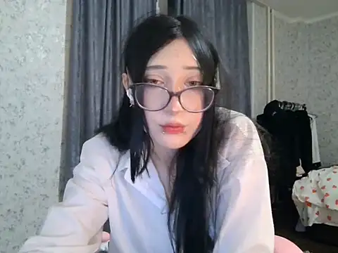 KeicyKlark online show from September 2025 06:14:02 PM