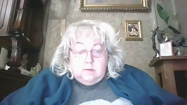 Snapshot of Lala-Love56 chatting on October 2025 06:37:01 PM Lala-Love56 online show from October 2025 06:37:01 PM