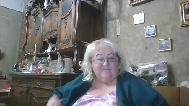 Snapshot of Lala-Love56 chatting on September 2025 04:45:01 PM Lala-Love56 online show from September 2025 04:45:01 PM
