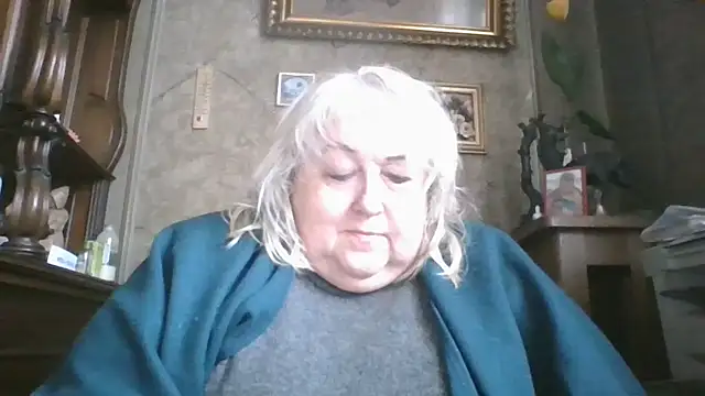 Snapshot of Lala-Love56 chatting on November 2025 12:42:02 PM Lala-Love56 online show from November 2025 12:42:02 PM