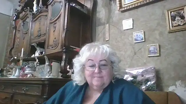 Snapshot of Lala-Love56 chatting on September 2025 05:08:02 PM Lala-Love56 online show from September 2025 05:08:02 PM