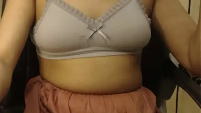 erotic indiancam online show from February 2026 03:23:01 PM