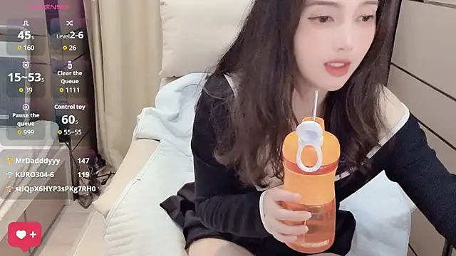  Ling Ling online show from November 2025 04:12:02 PM