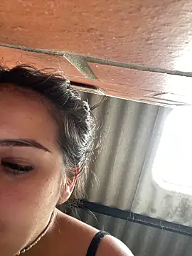 amberbakee online show from November 2025 05:01:02 PM