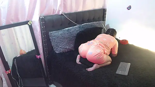 amberbakee online show from October 2025 01:46:02 AM