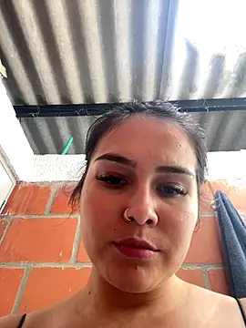 amberbakee online show from December 2025 07:24:01 PM