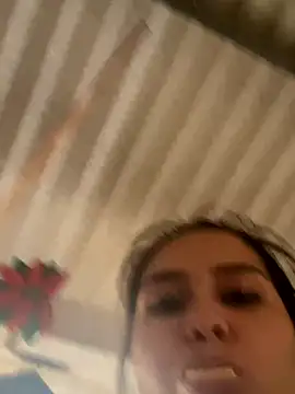 amberbakee online show from December 2025 04:01:01 PM