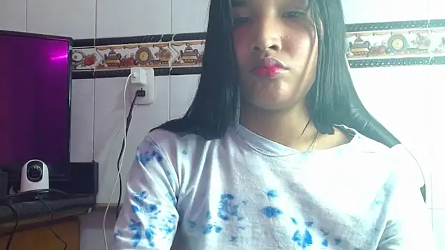 Snapshot of Baby_kinky-- chatting on September 2025 03:29:01 AM Baby kinky-- online show from September 2025 03:29:01 AM
